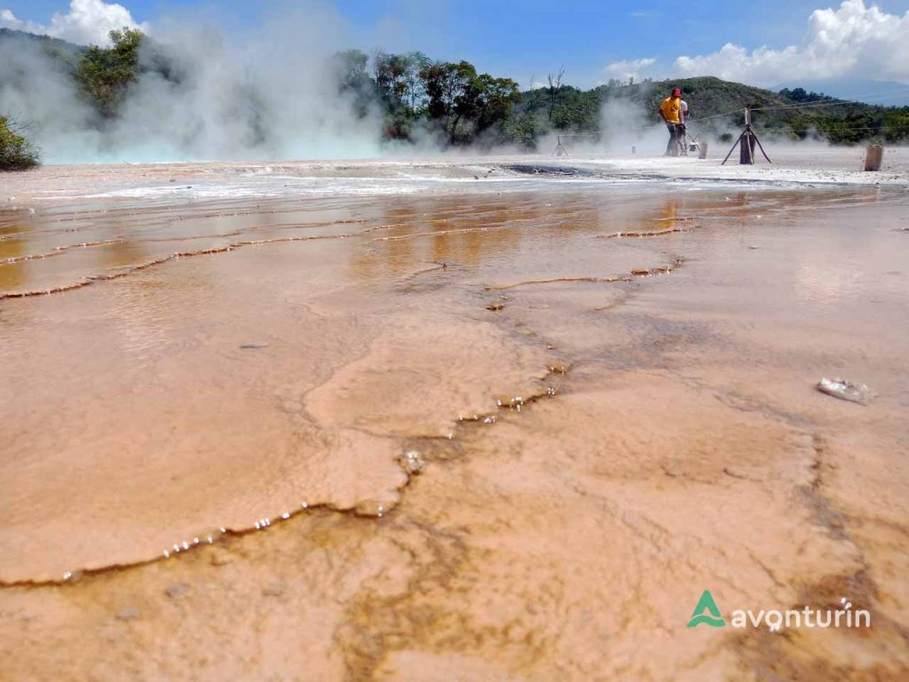 foto gambar keramikan Suoh Lampung Barat - avonturin.id - Yopie Pangkey - 3