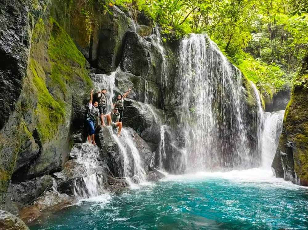 Air Terjun Teroh Teroh dan Kolam Abadi di Langkat, Cakep!