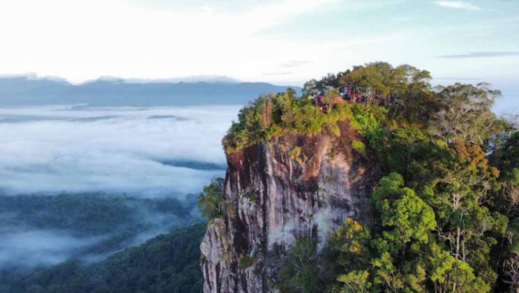 Bukit Kuri yang Eksotis di Ketapang Kalimantan Barat