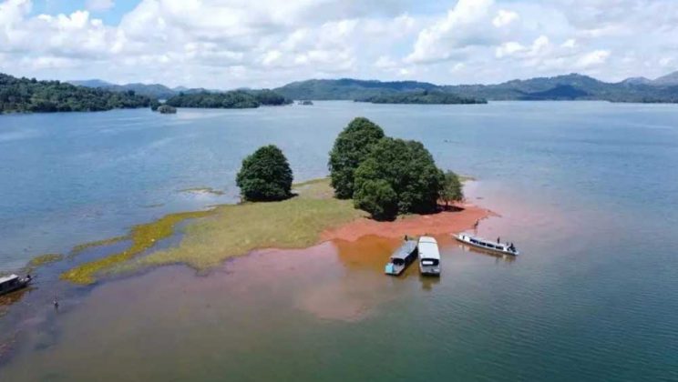Pulau Sirang di Riam Kanan