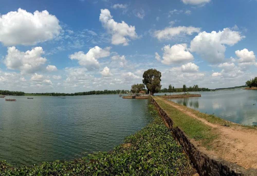 Waduk Bendungan Danau Tirta Gangga di Seputih Banyak Lampung Tengah Yulius-Ahmad-S