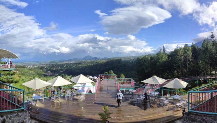 Wisata Alam Sevillage Puncak, Asyik Buat Libur Akhir Pekan