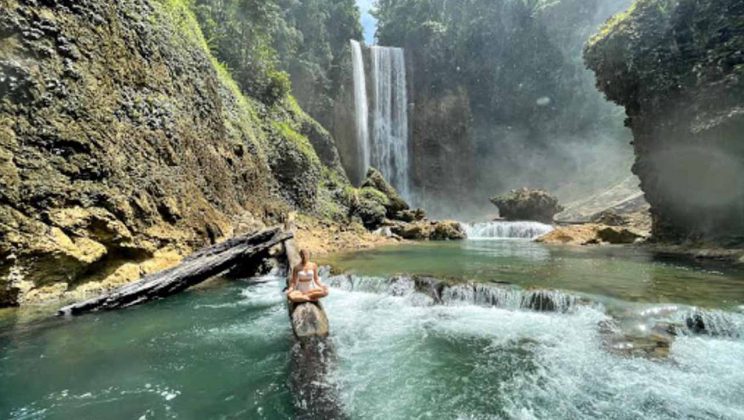 Air Terjun Karawawi di Kaimana, Papua Barat